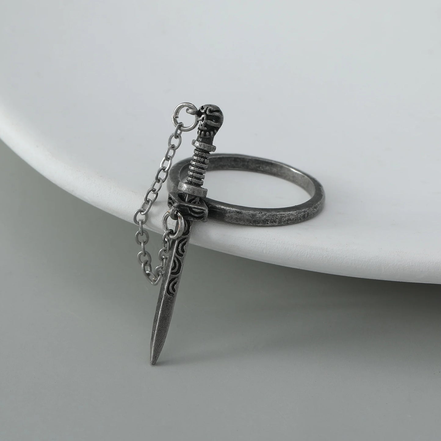 Dark Crossing Sword Ring